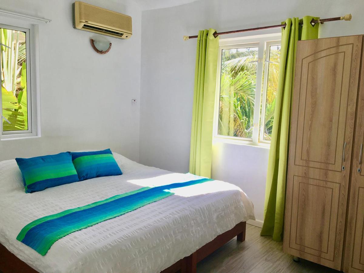 Beachfront Villa In A Beautiful And Secured Complex Flic-en-Flacq المظهر الخارجي الصورة