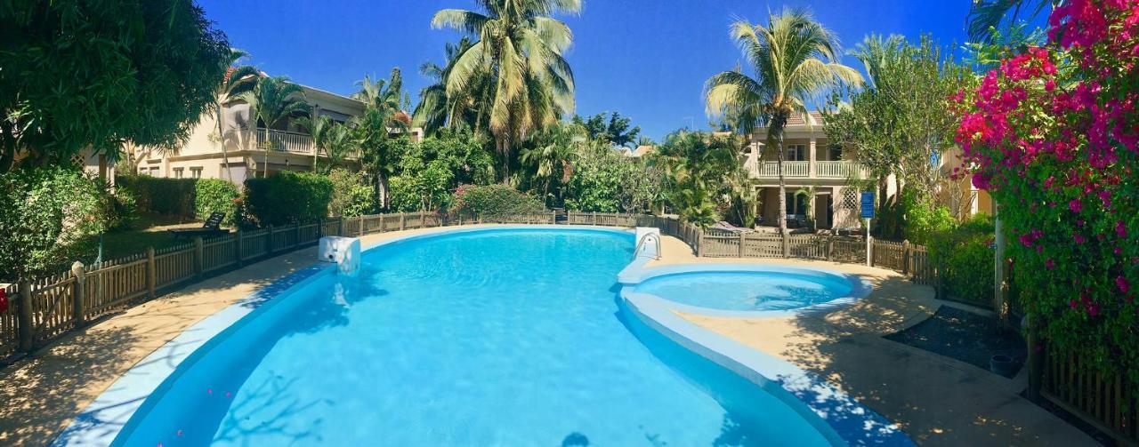 Beachfront Villa In A Beautiful And Secured Complex Flic-en-Flacq المظهر الخارجي الصورة