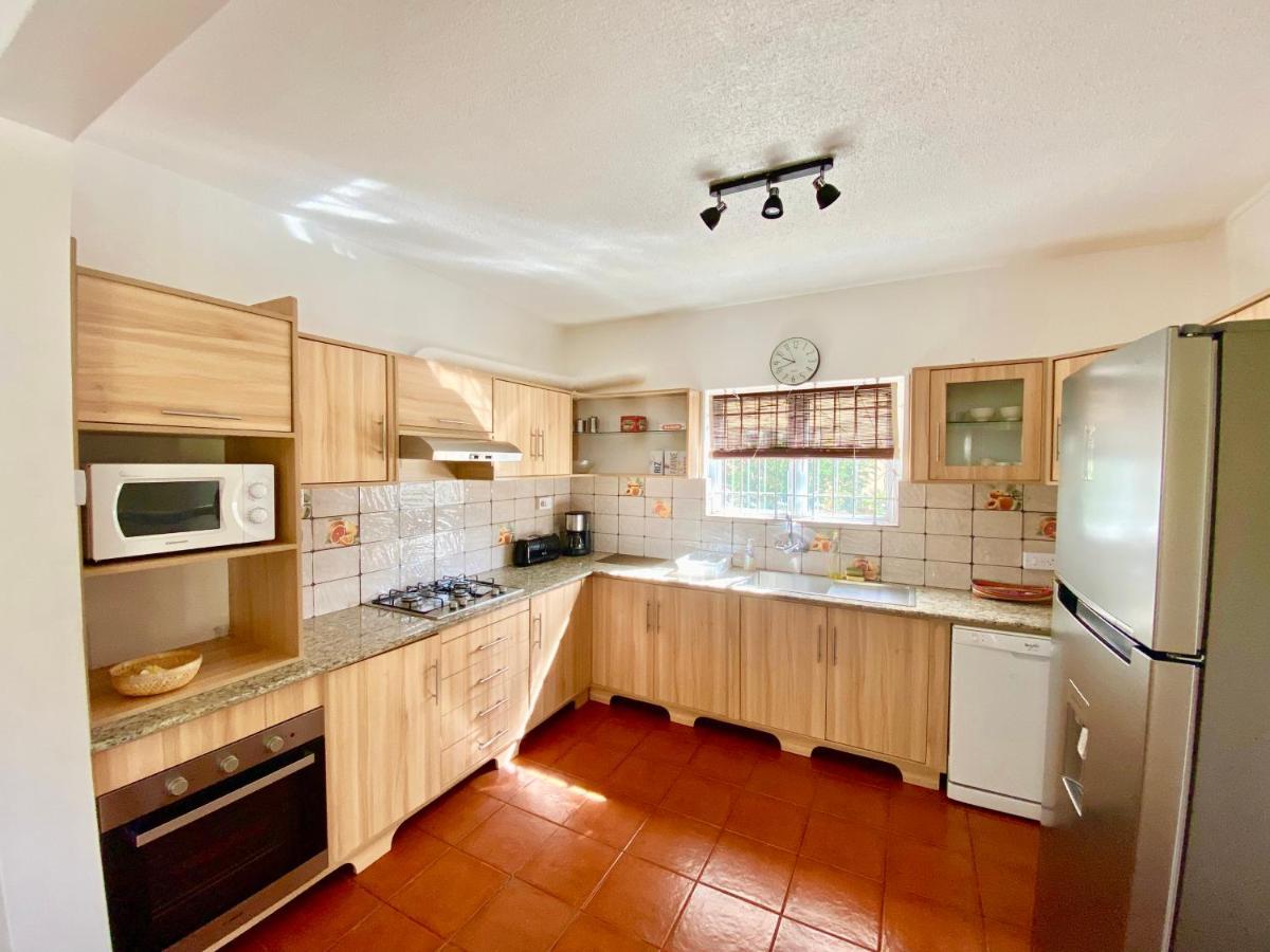 Beachfront Villa In A Beautiful And Secured Complex Flic-en-Flacq المظهر الخارجي الصورة